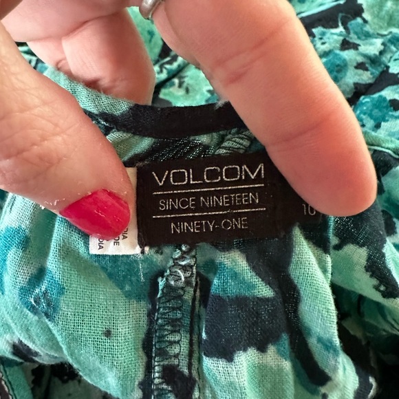 Volcom Handkerchief Hem Boho Breezy Dress - Picture 9 of 10